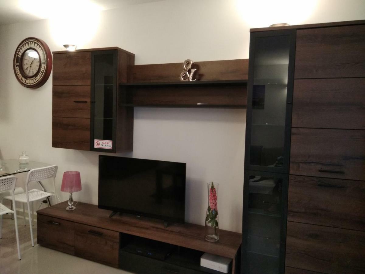 Cherry Apartament W Scislym Centrum Varsovia Exterior foto